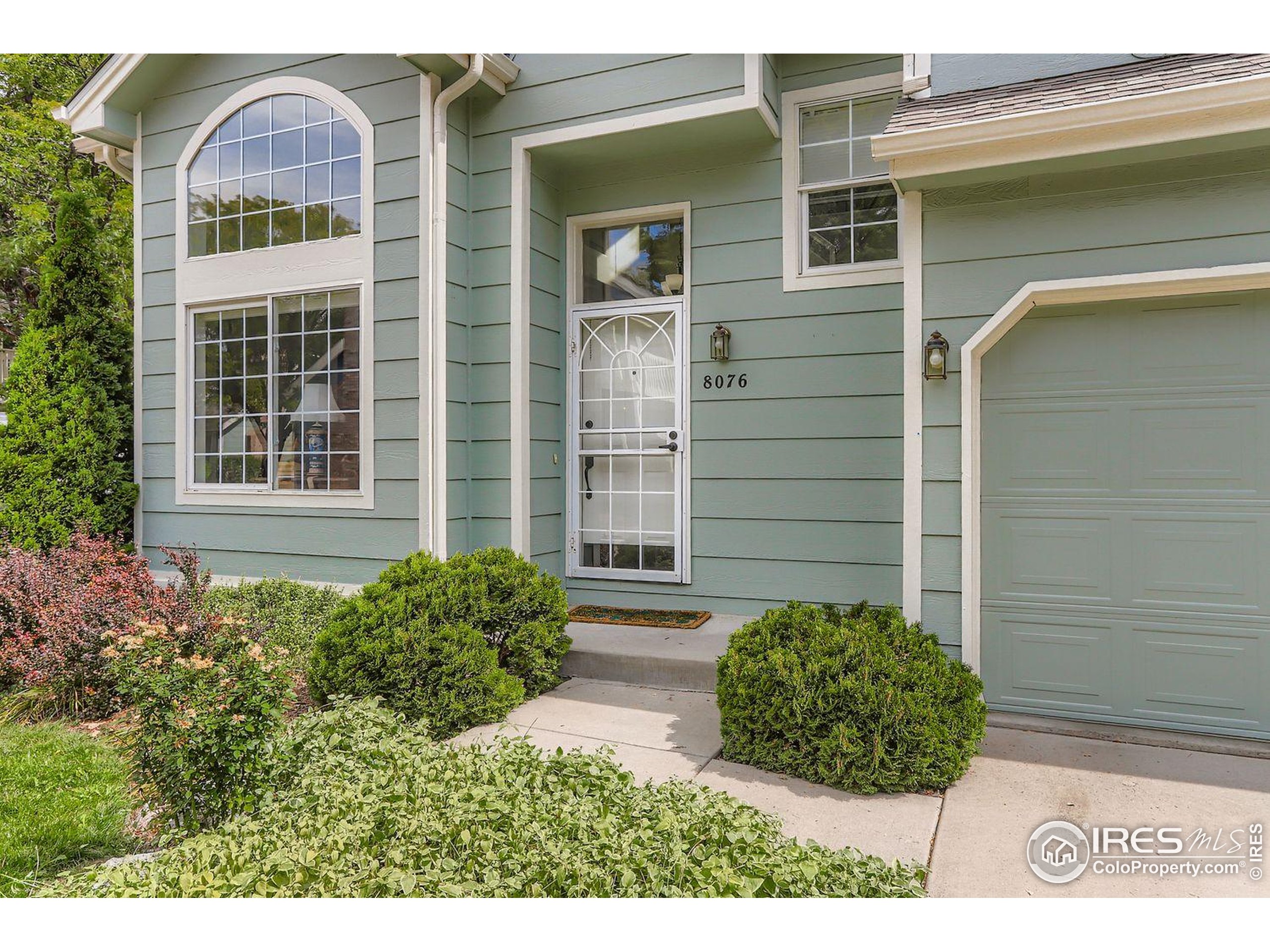 8076 Meadowdale Sq Niwot