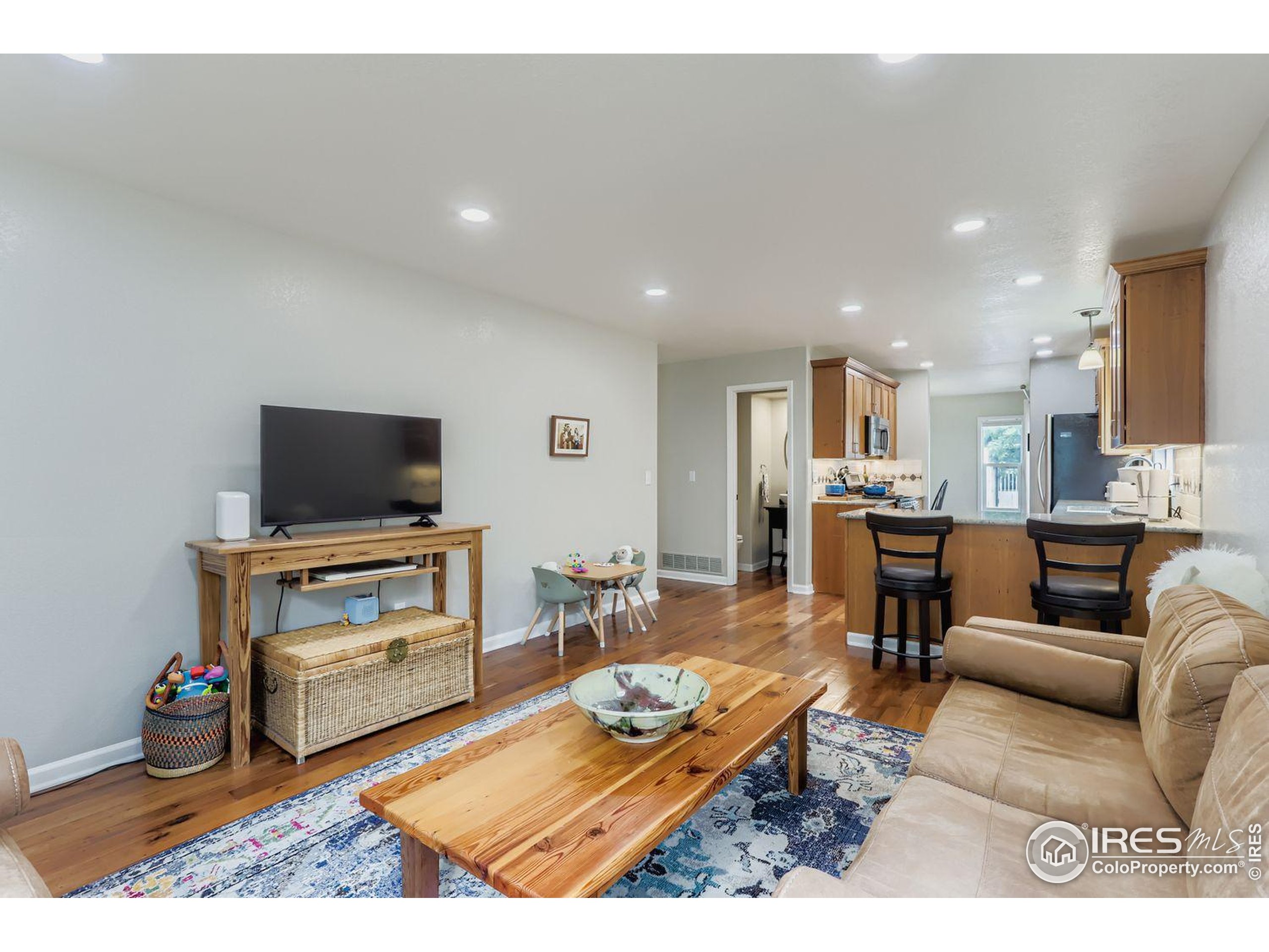 8076 Meadowdale Sq Niwot