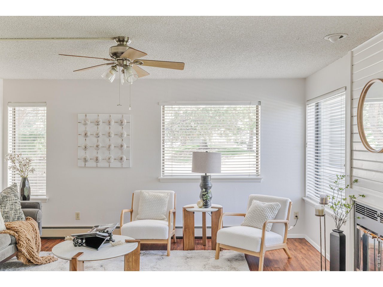 8011 Countryside Park 215