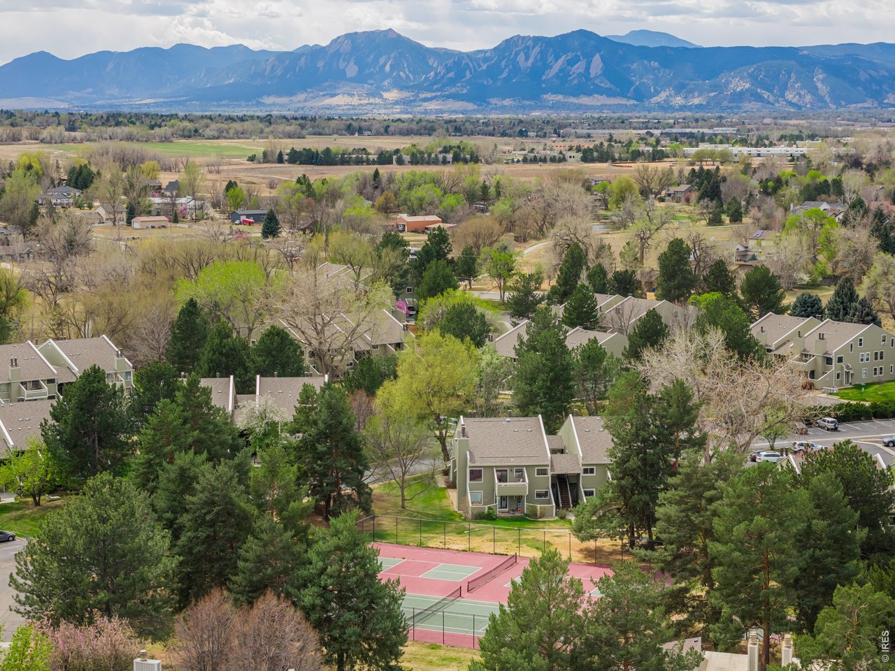 8011 Countryside Park 215