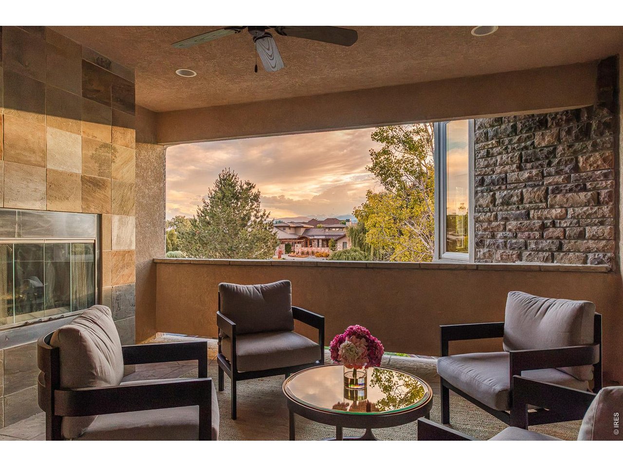 8584 Summerlin Pl