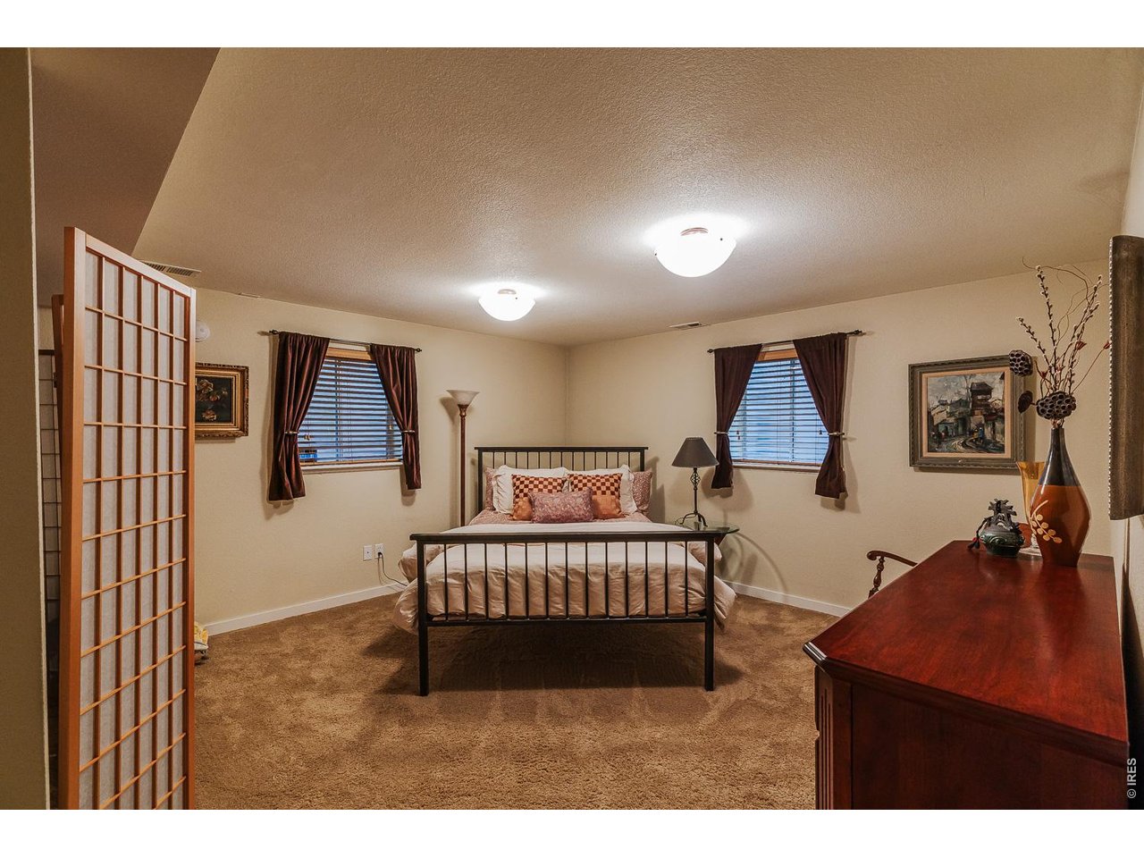8036 James Ct