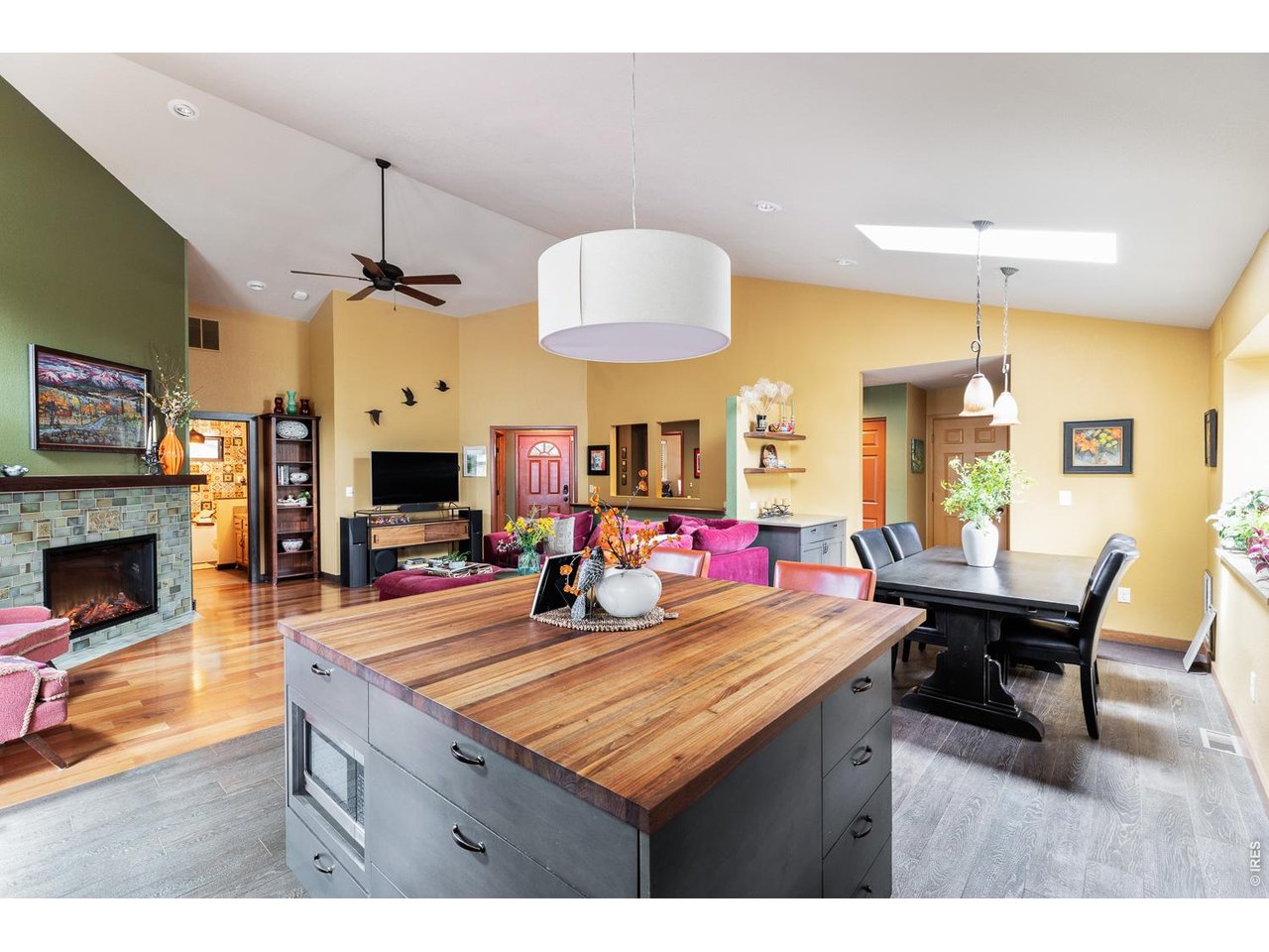 8036 James Ct