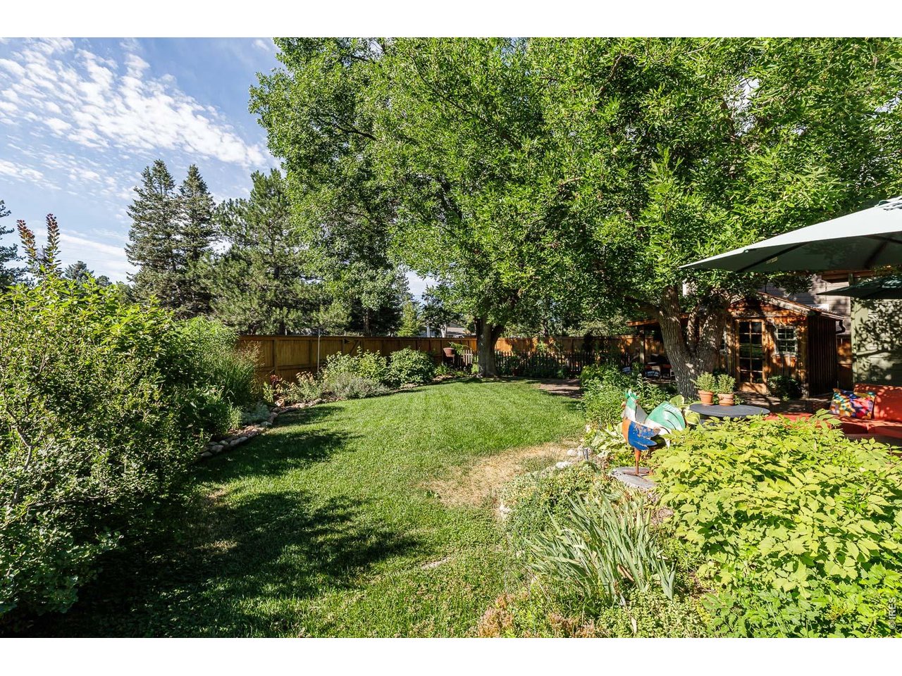8036 James Ct