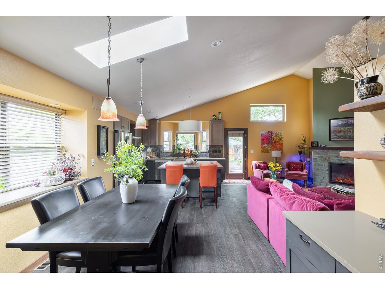 8036 James Ct