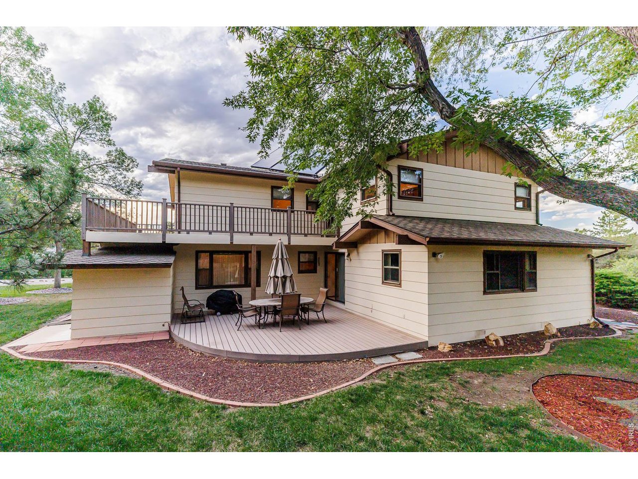 6686 Apache Ct
