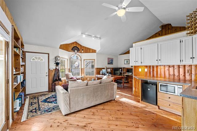 9362 Tollgate Drive