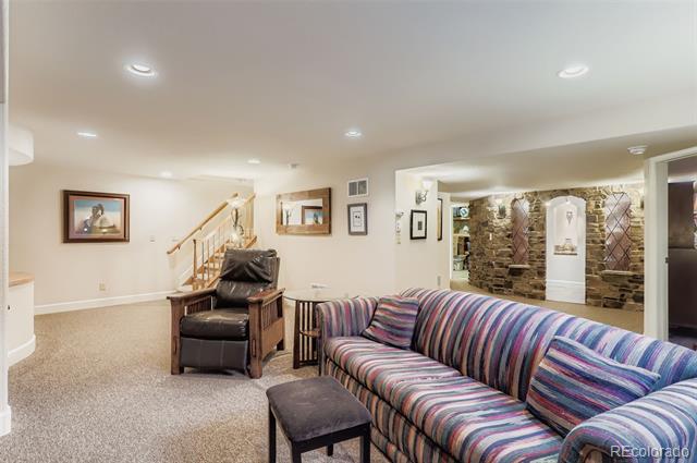 6936 Pawnee Way