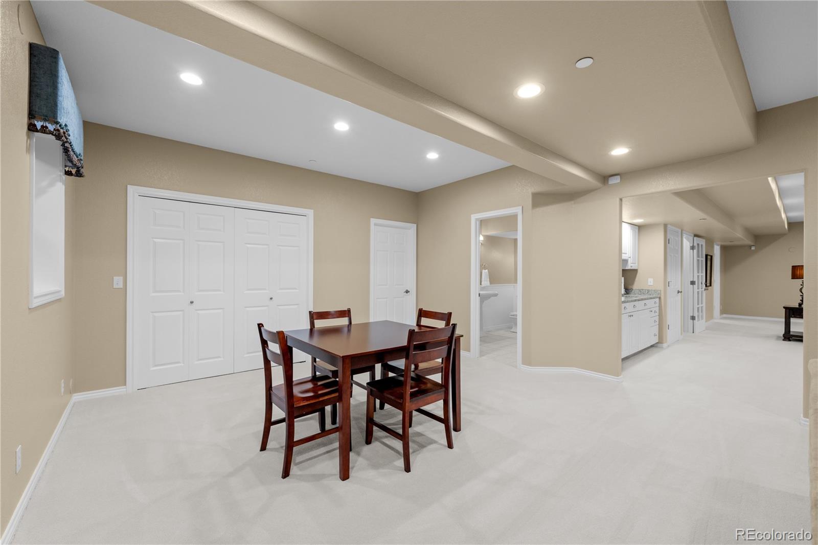 7614 Crestview Drive