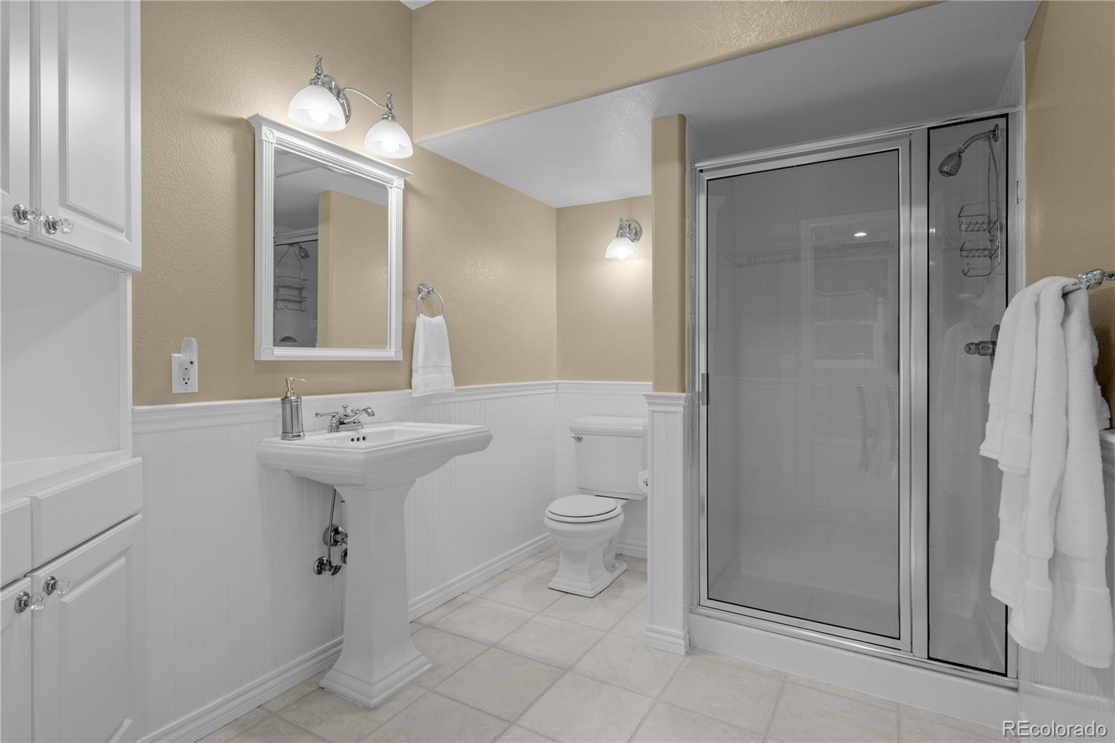 7614 Crestview Drive