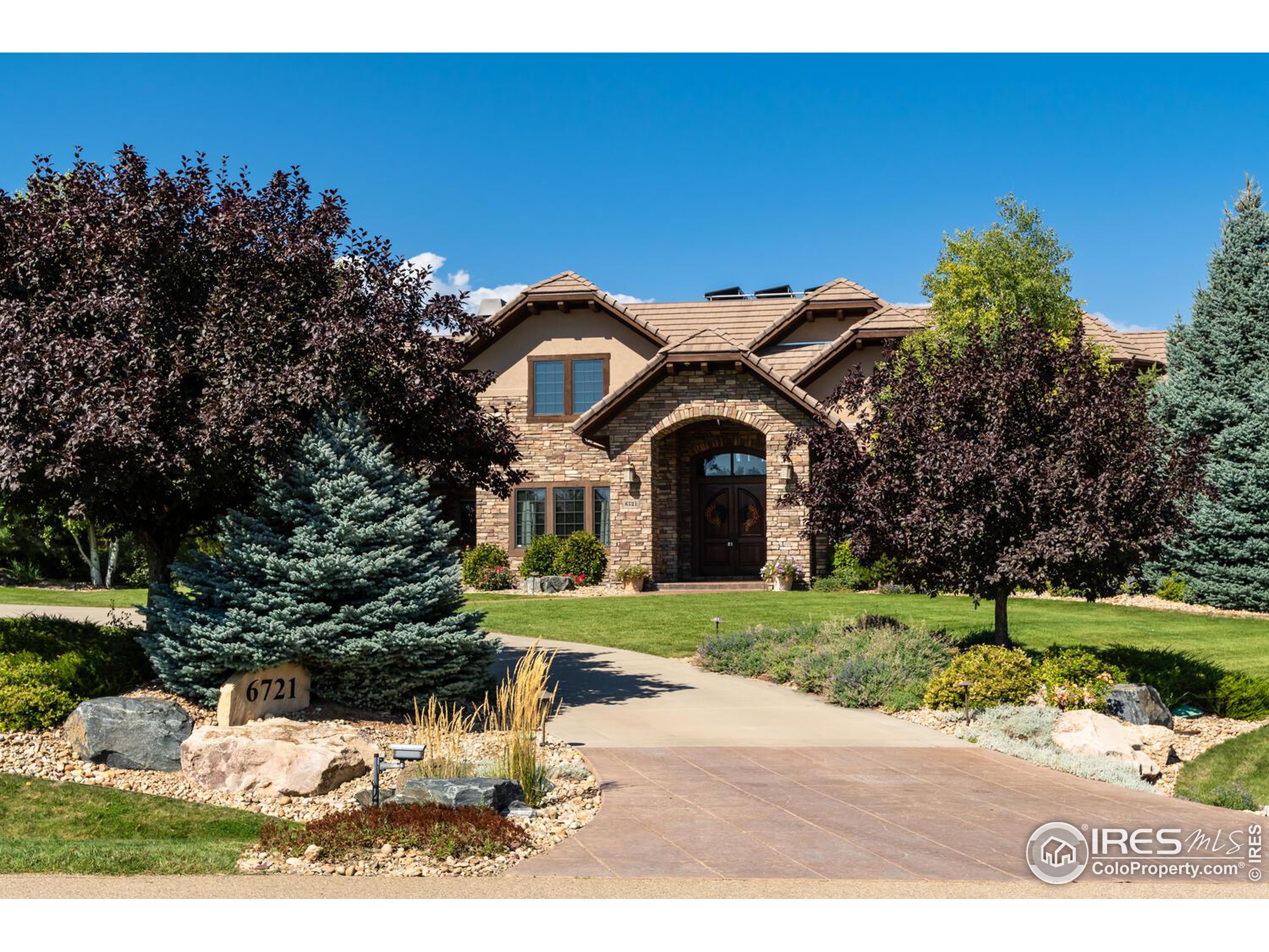 6721 Niwot Hills Dr