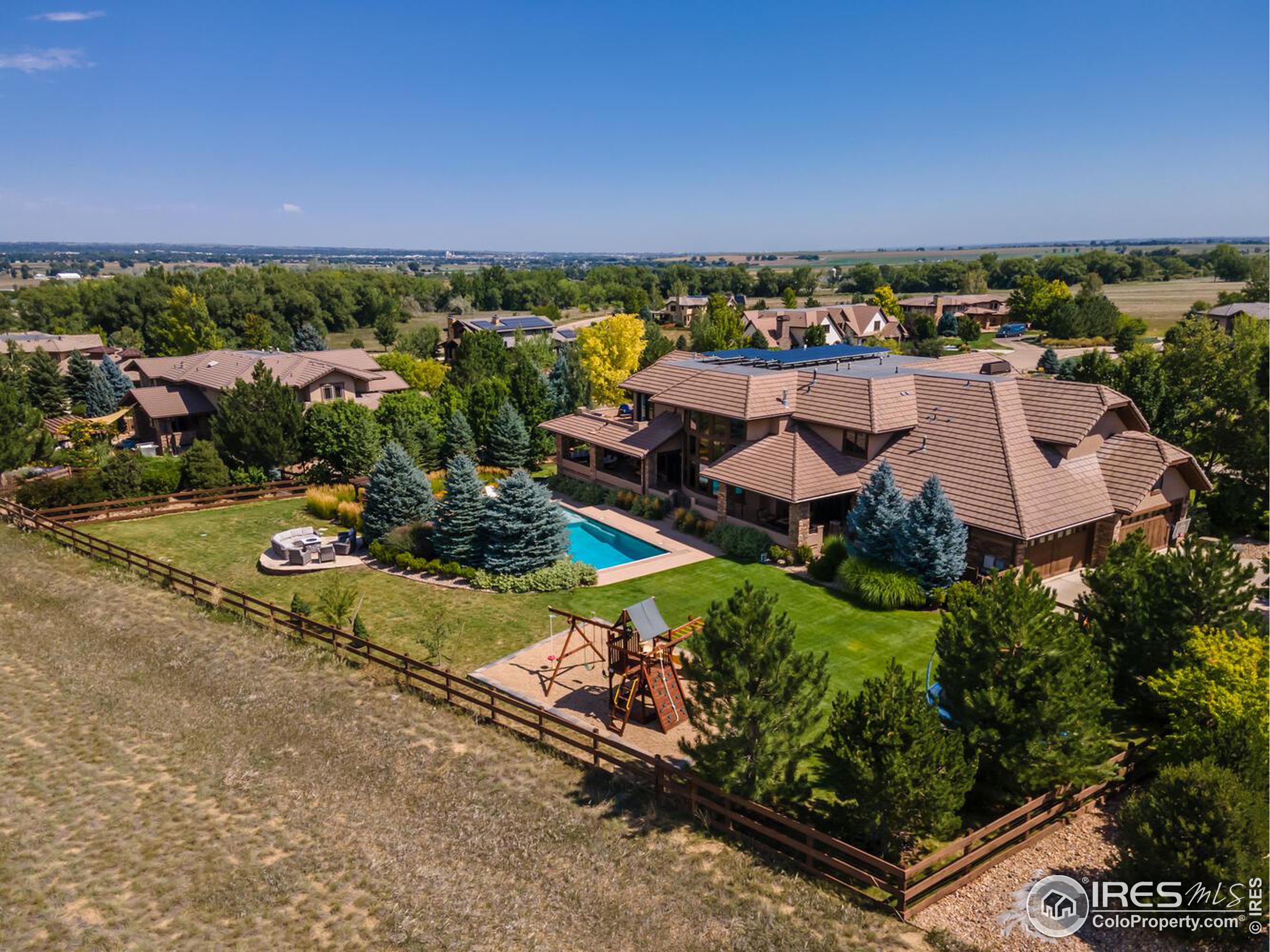 6721 Niwot Hills Dr
