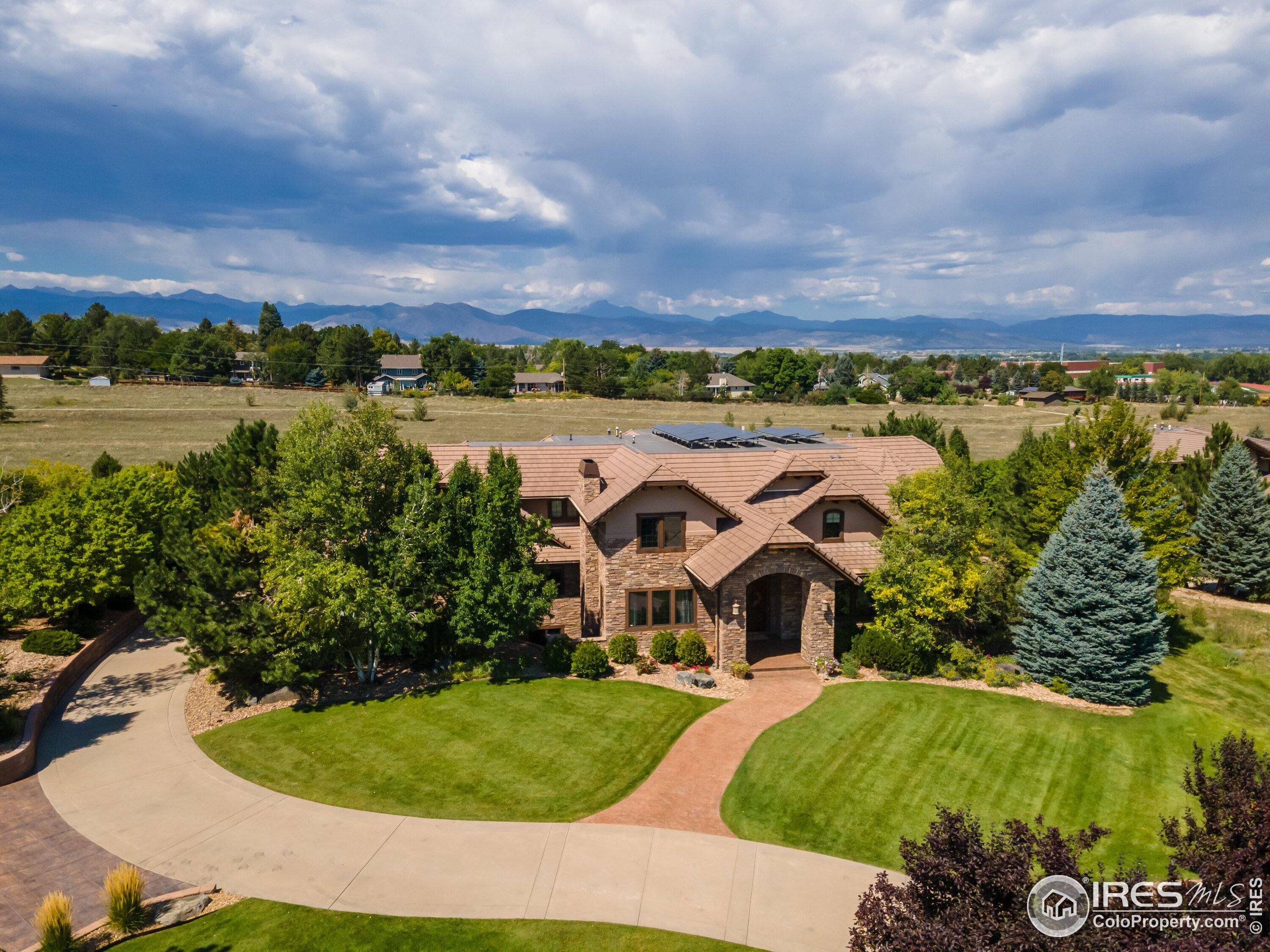 6721 Niwot Hills Dr