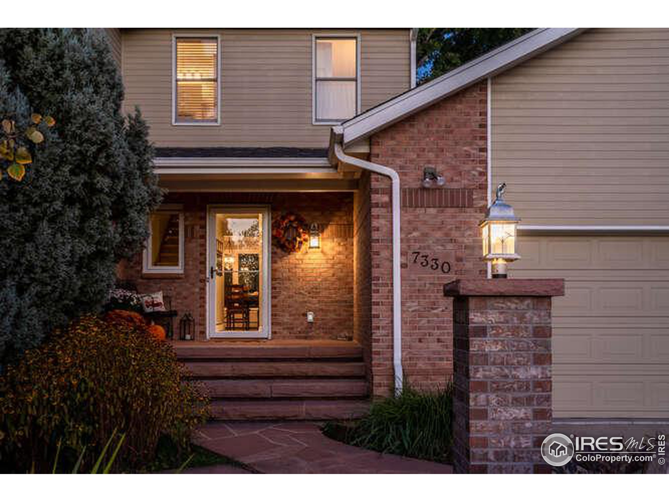 7330 Meadow Ln