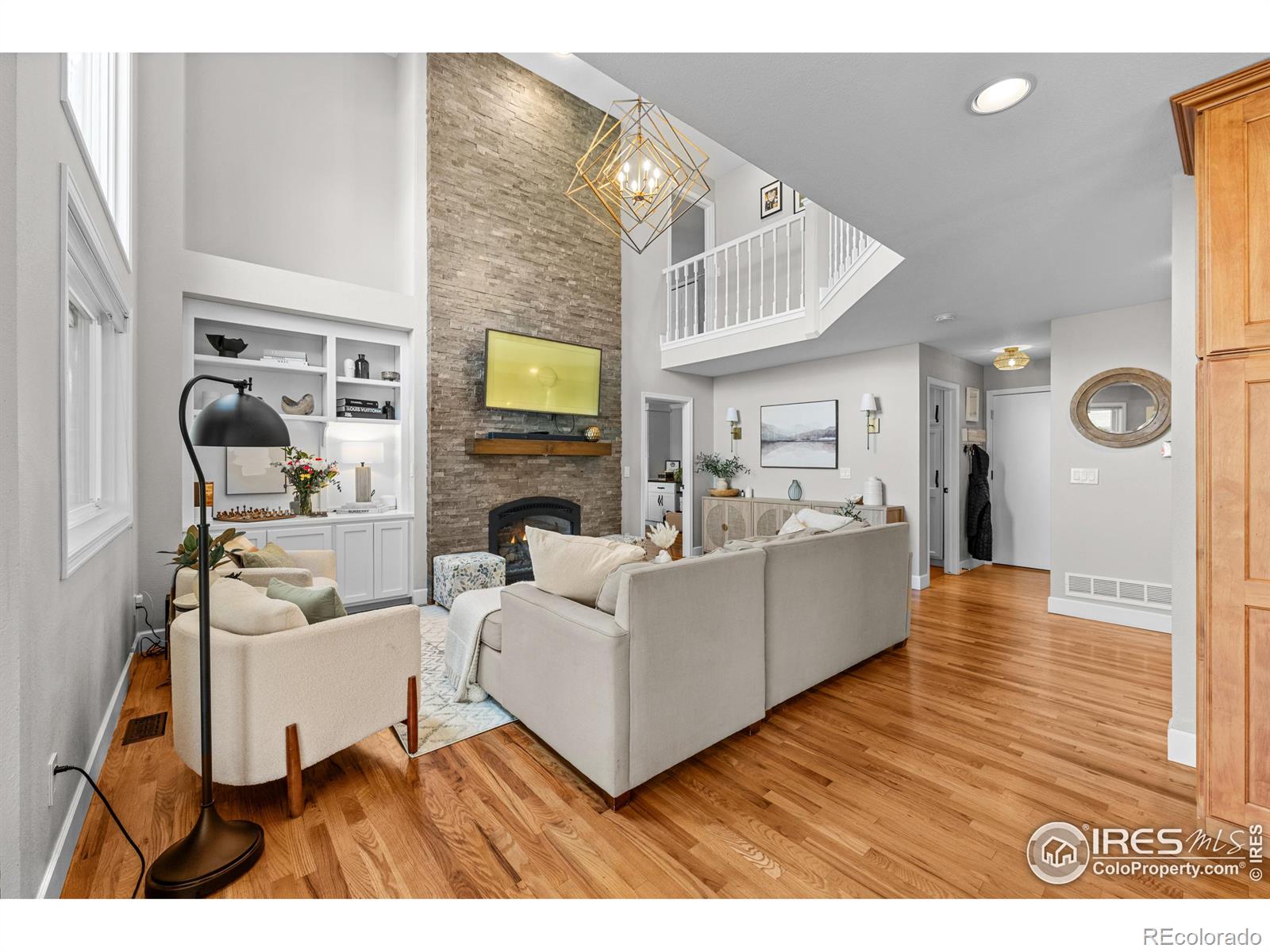 7995 Centrebridge Drive