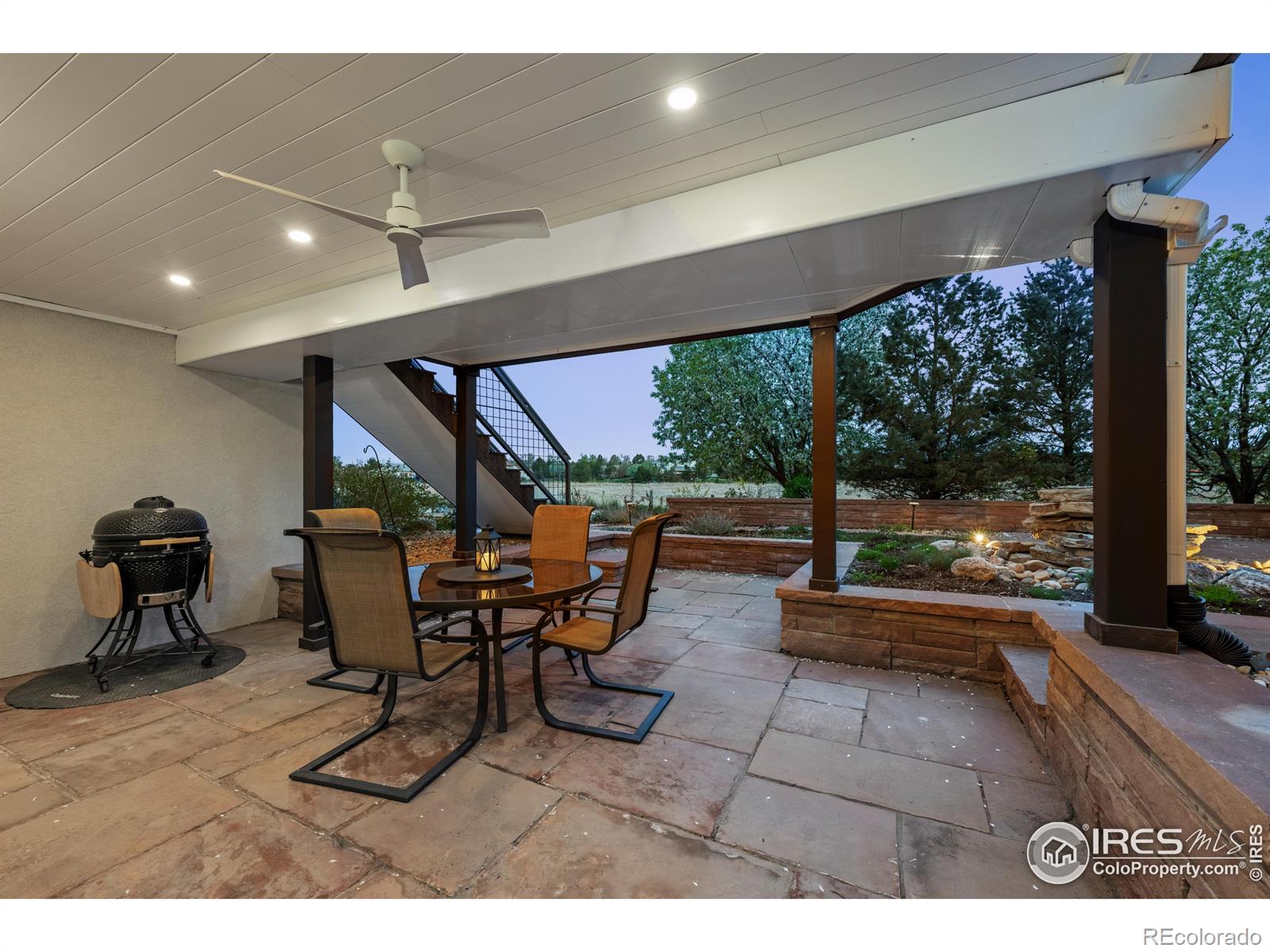 7639 Crestview Drive