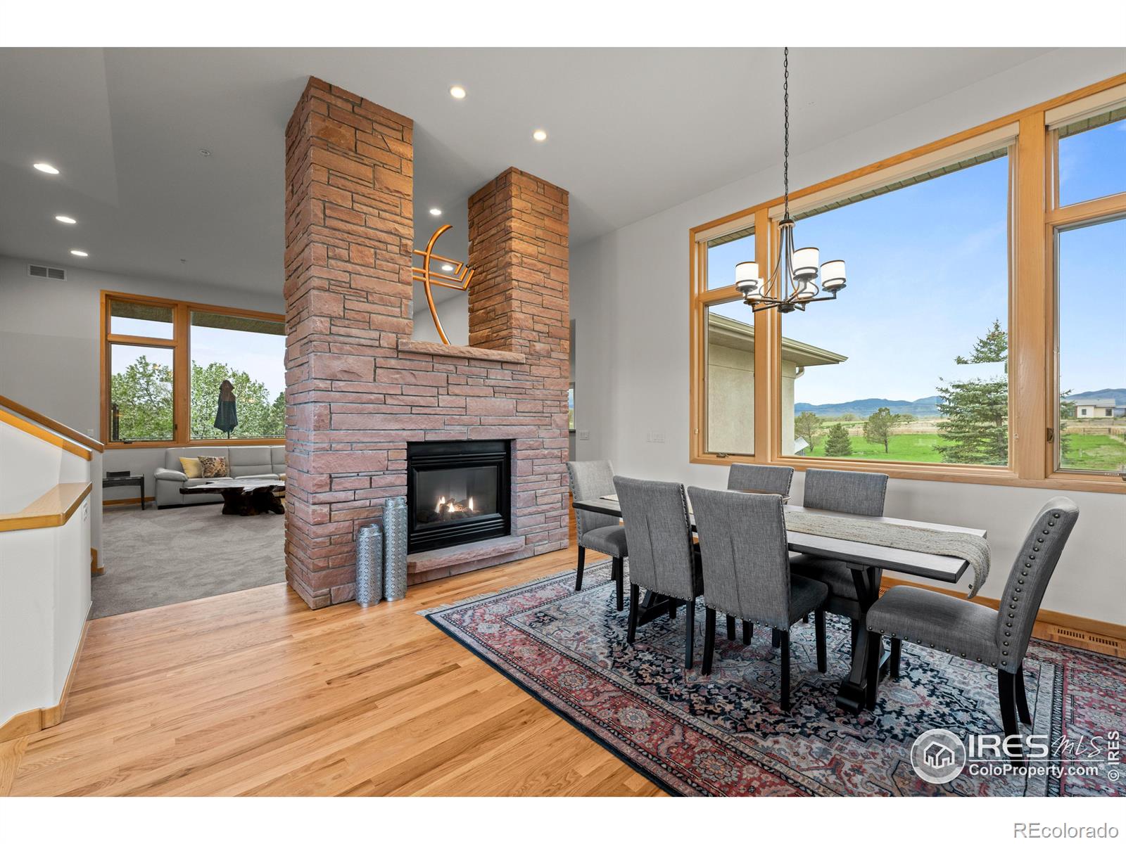 7639 Crestview Drive