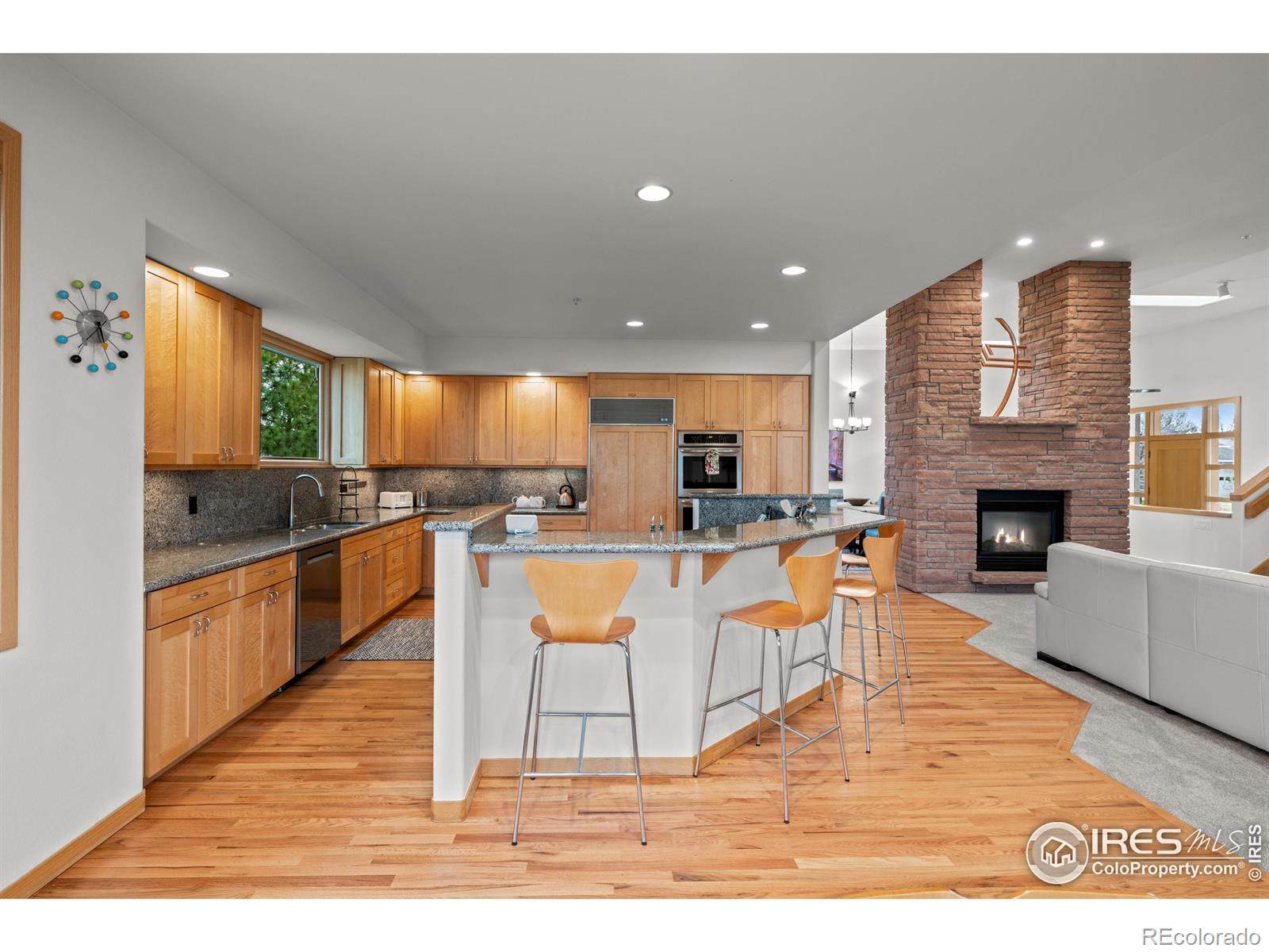 7639 Crestview Drive