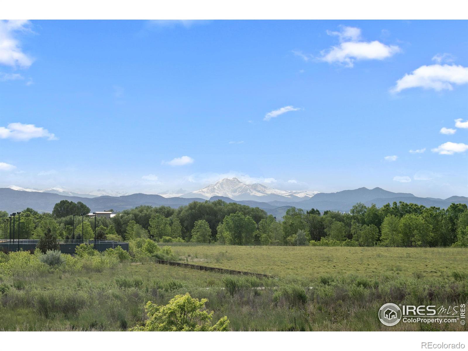 221 Western Sky Circle