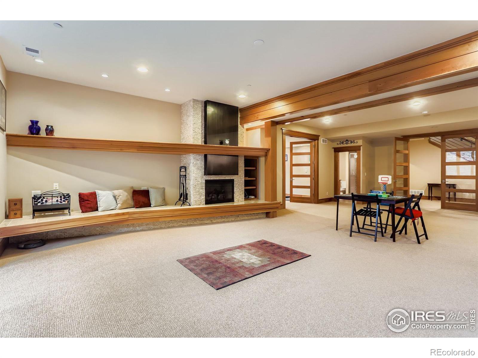 9260 Shooting Star Court