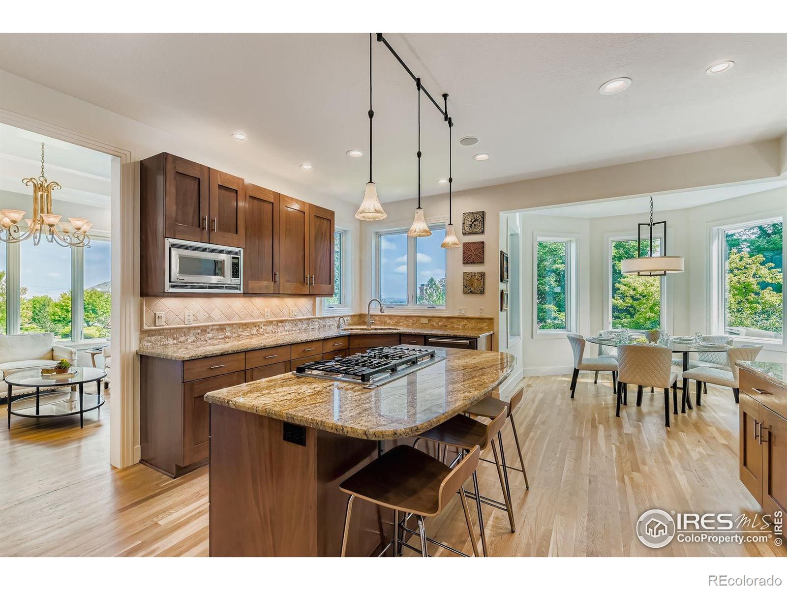 6516 Columbine Court