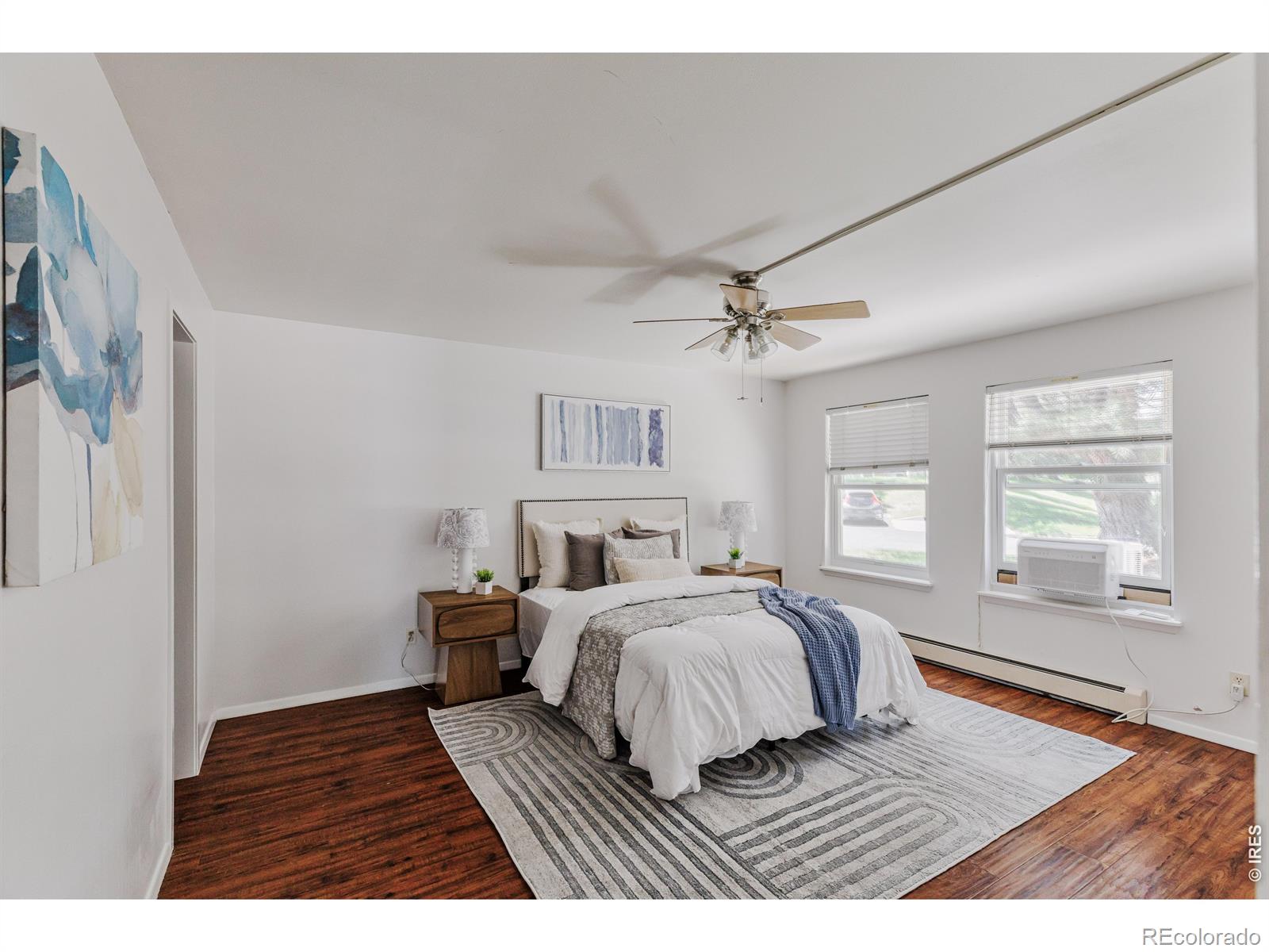 8011 Countryside Park Unit: 215