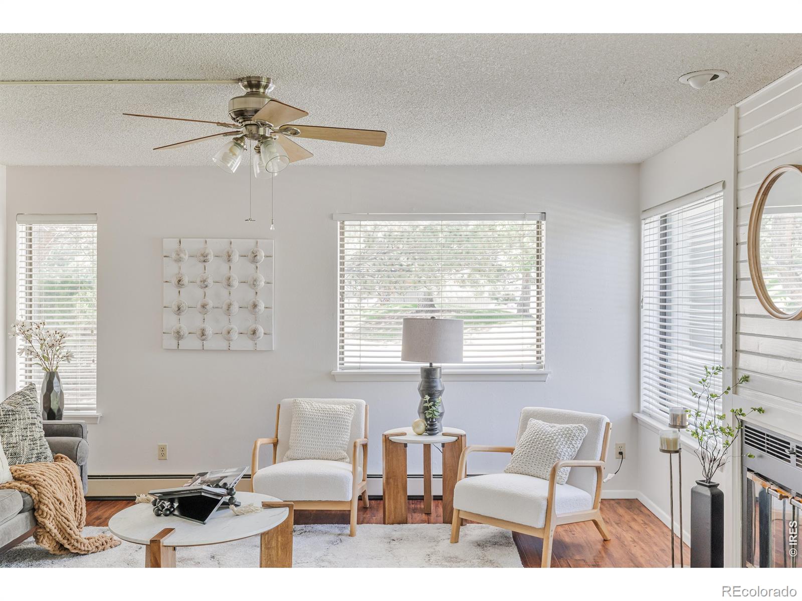 8011 Countryside Park Unit: 215