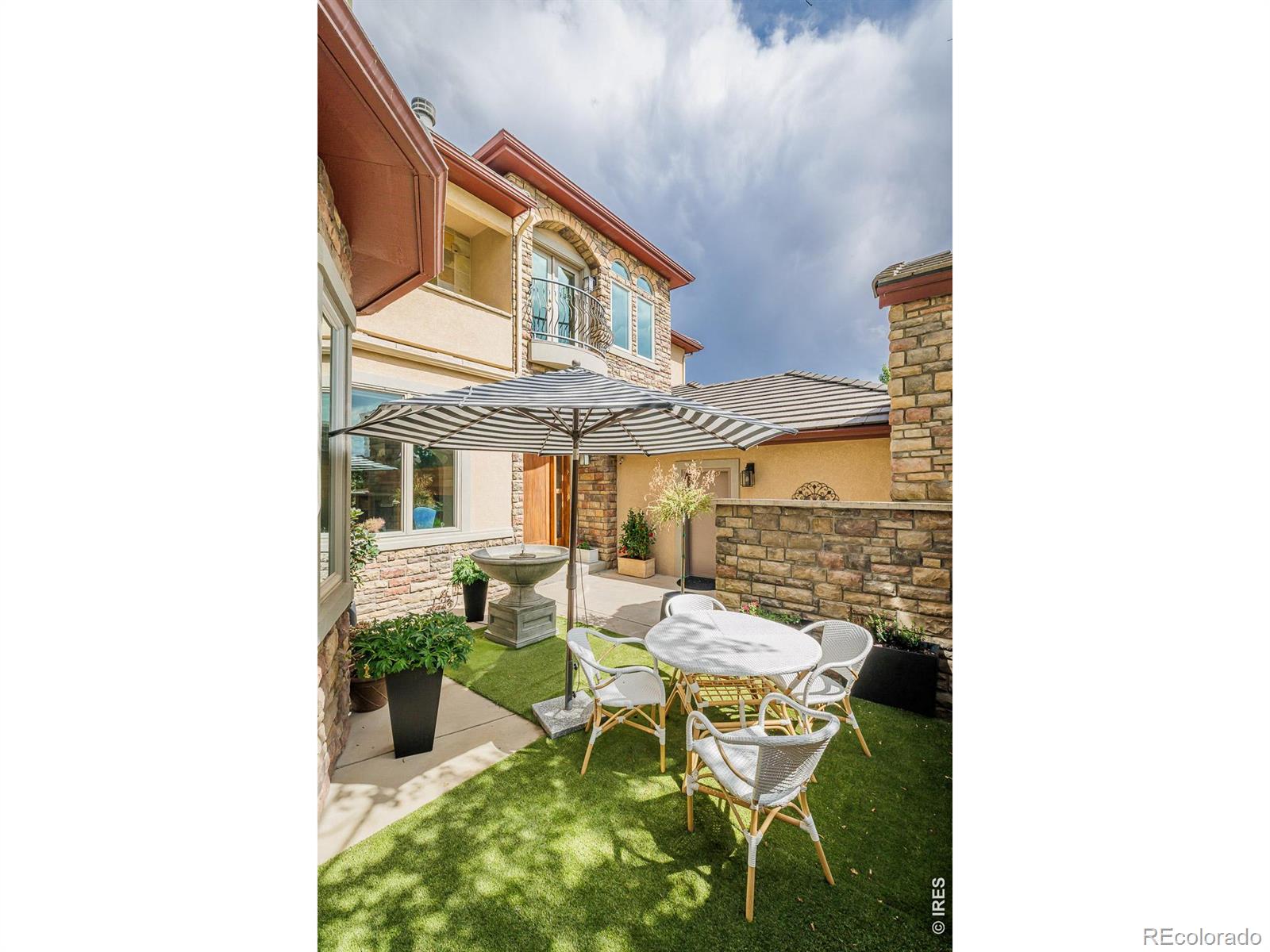 8584 Summerlin Place