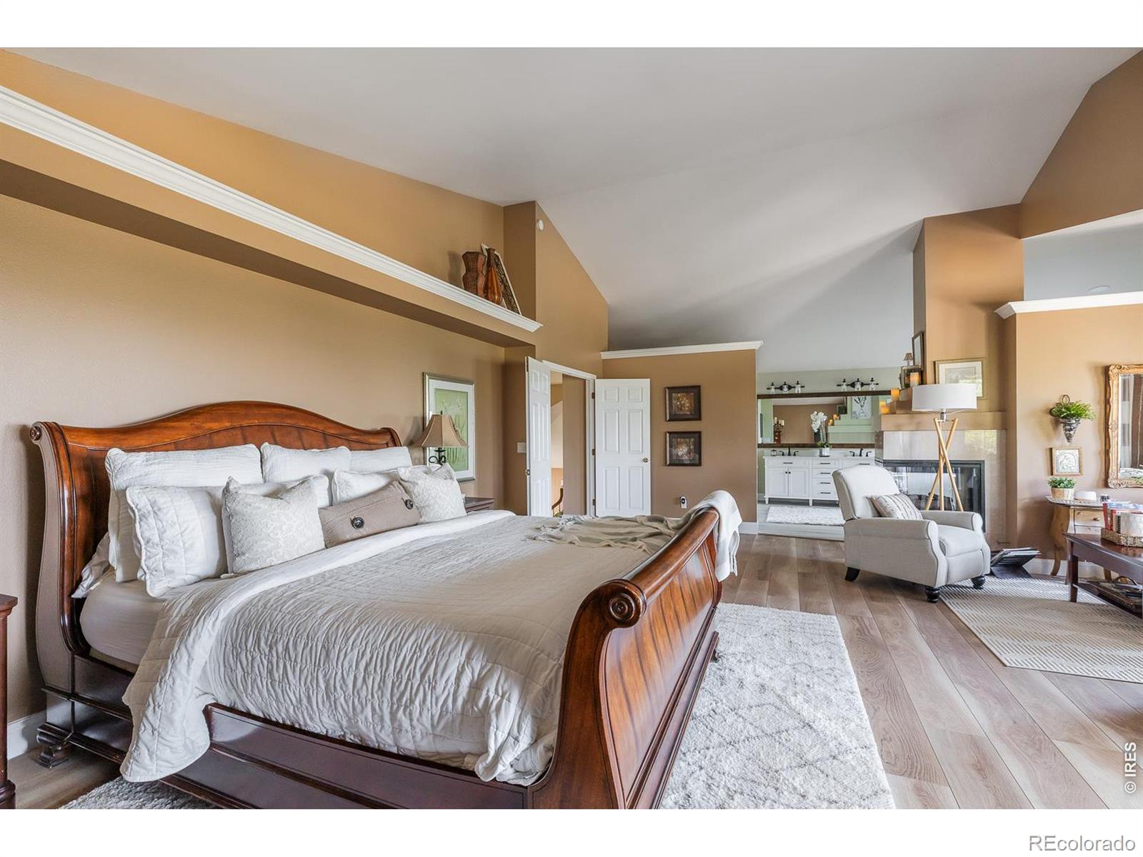 8589 Skyland Drive