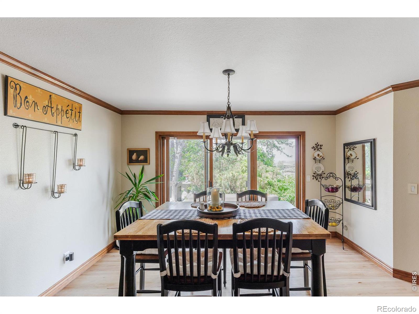 8589 Skyland Drive