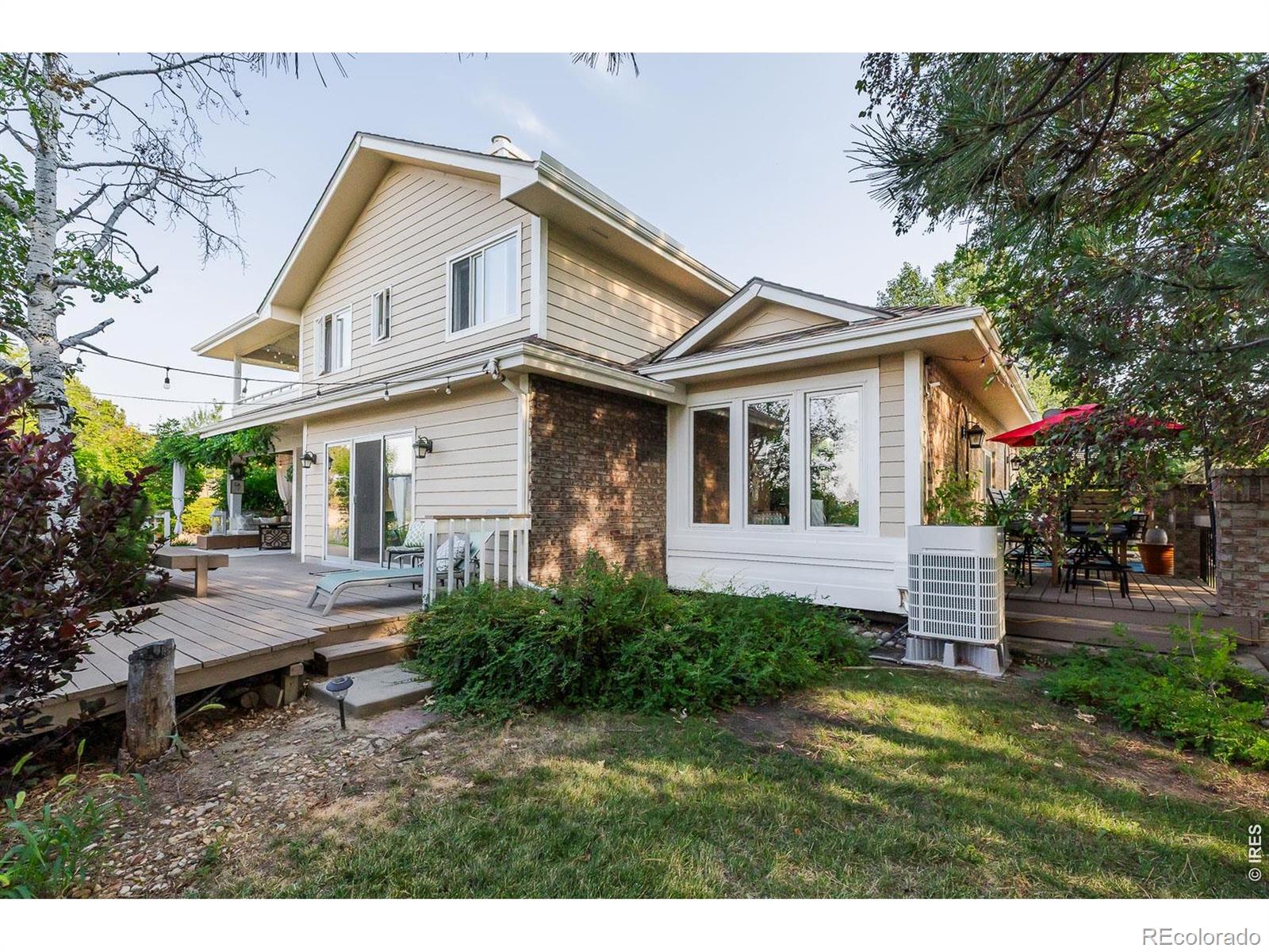 8589 Skyland Drive