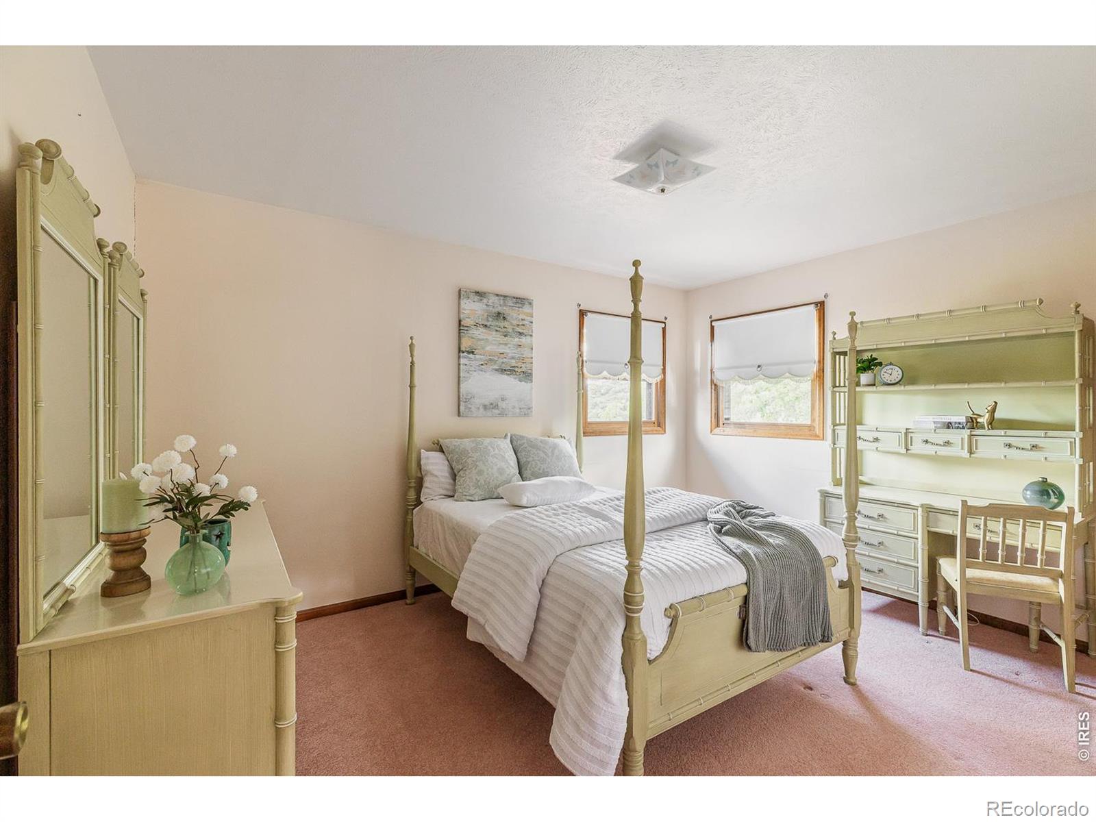 6686 Apache Court