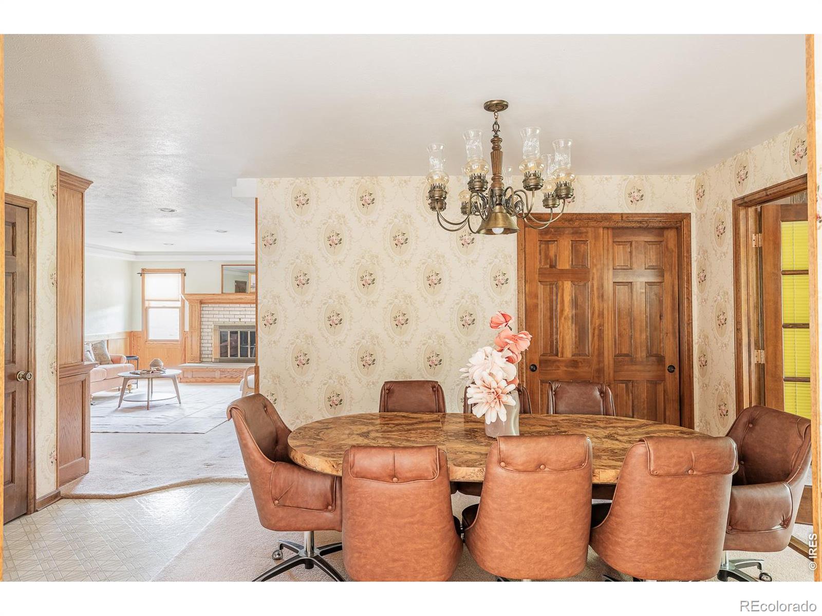 6686 Apache Court