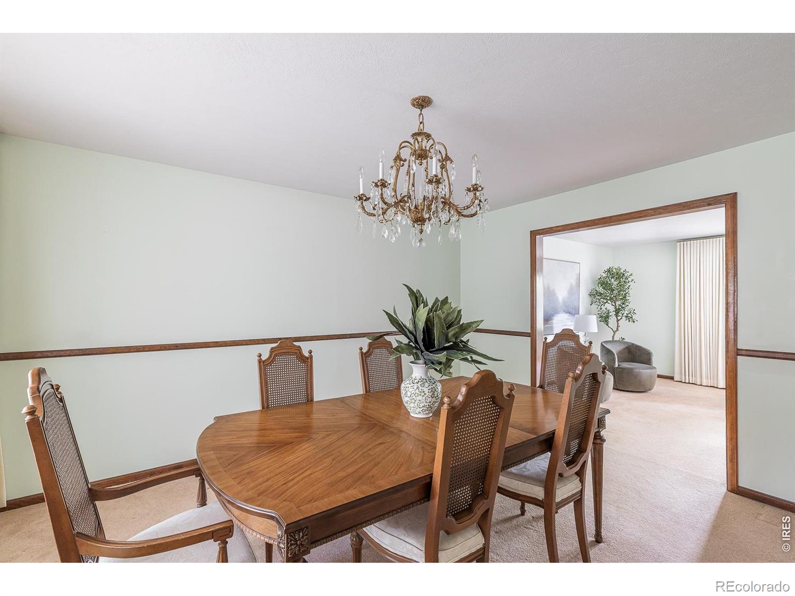 6686 Apache Court