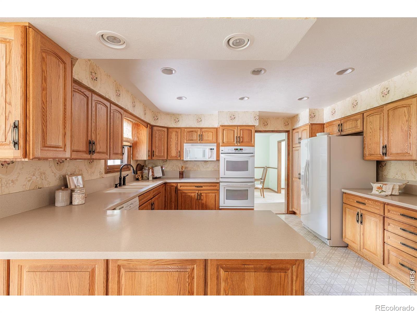 6686 Apache Court