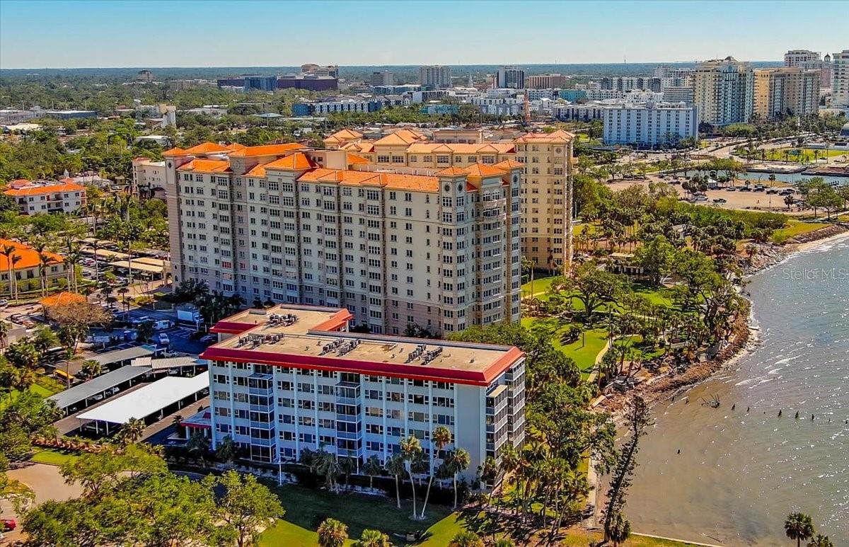 1100 IMPERIAL DR #408