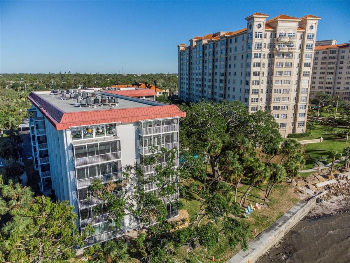1100 IMPERIAL DR #408