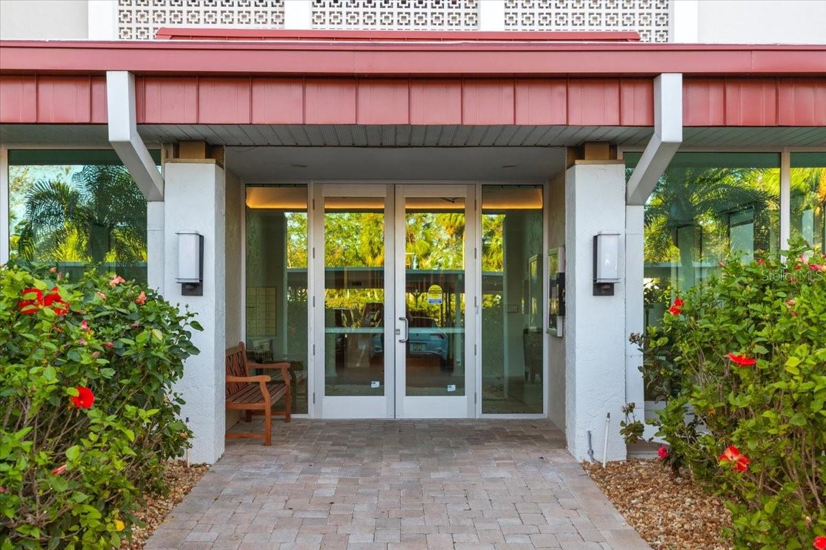 1100 IMPERIAL DR #408