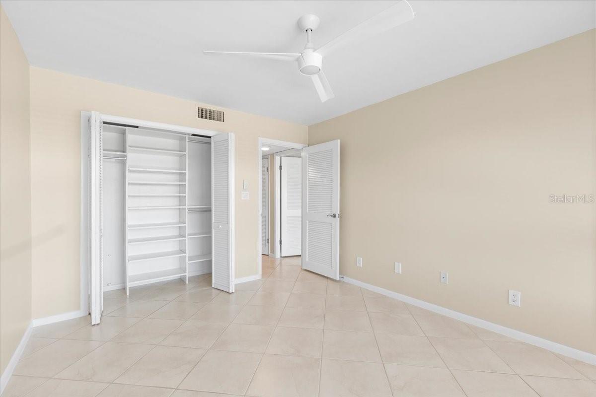 1100 IMPERIAL DR #408
