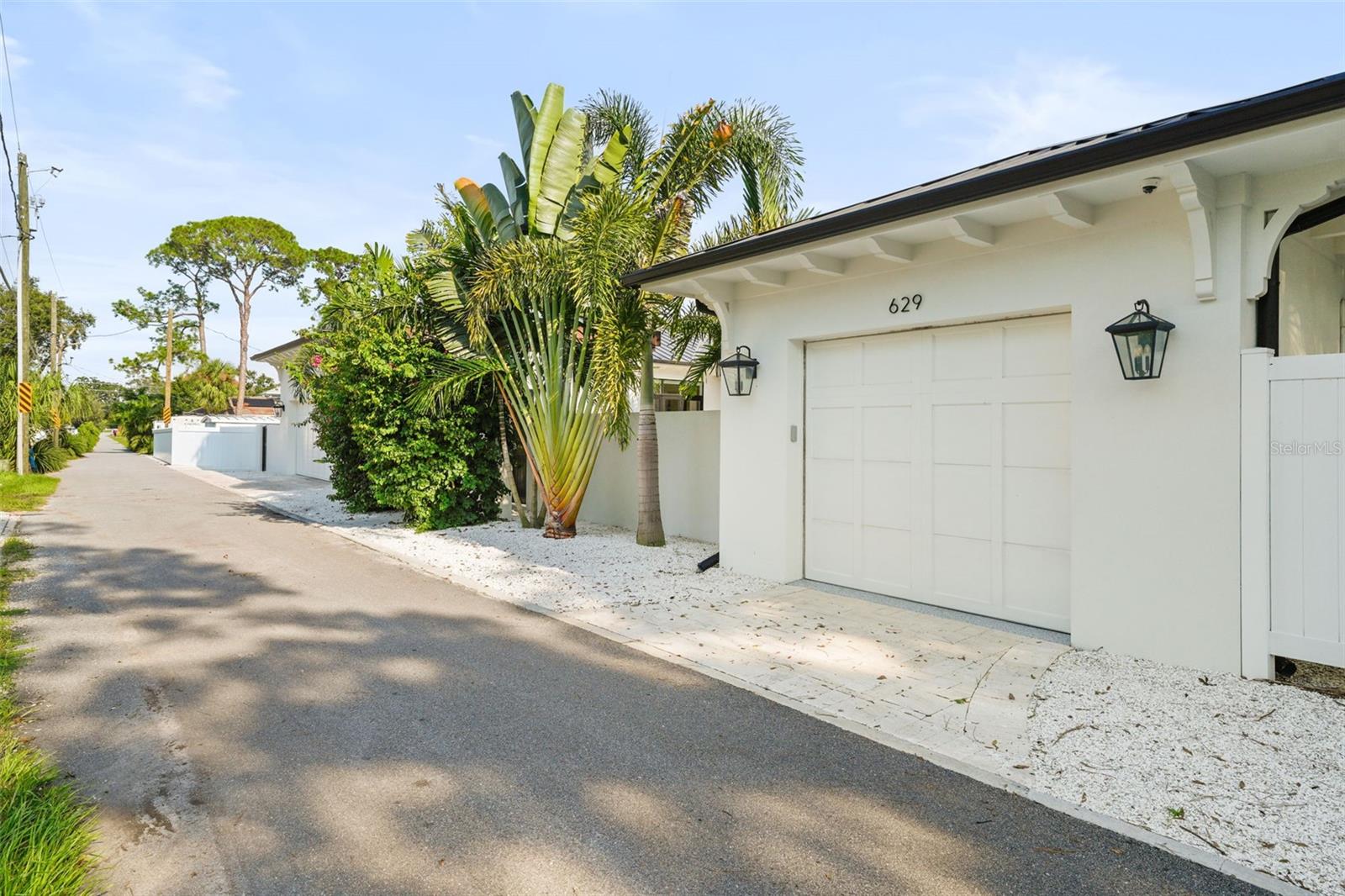 629 35TH AVE N