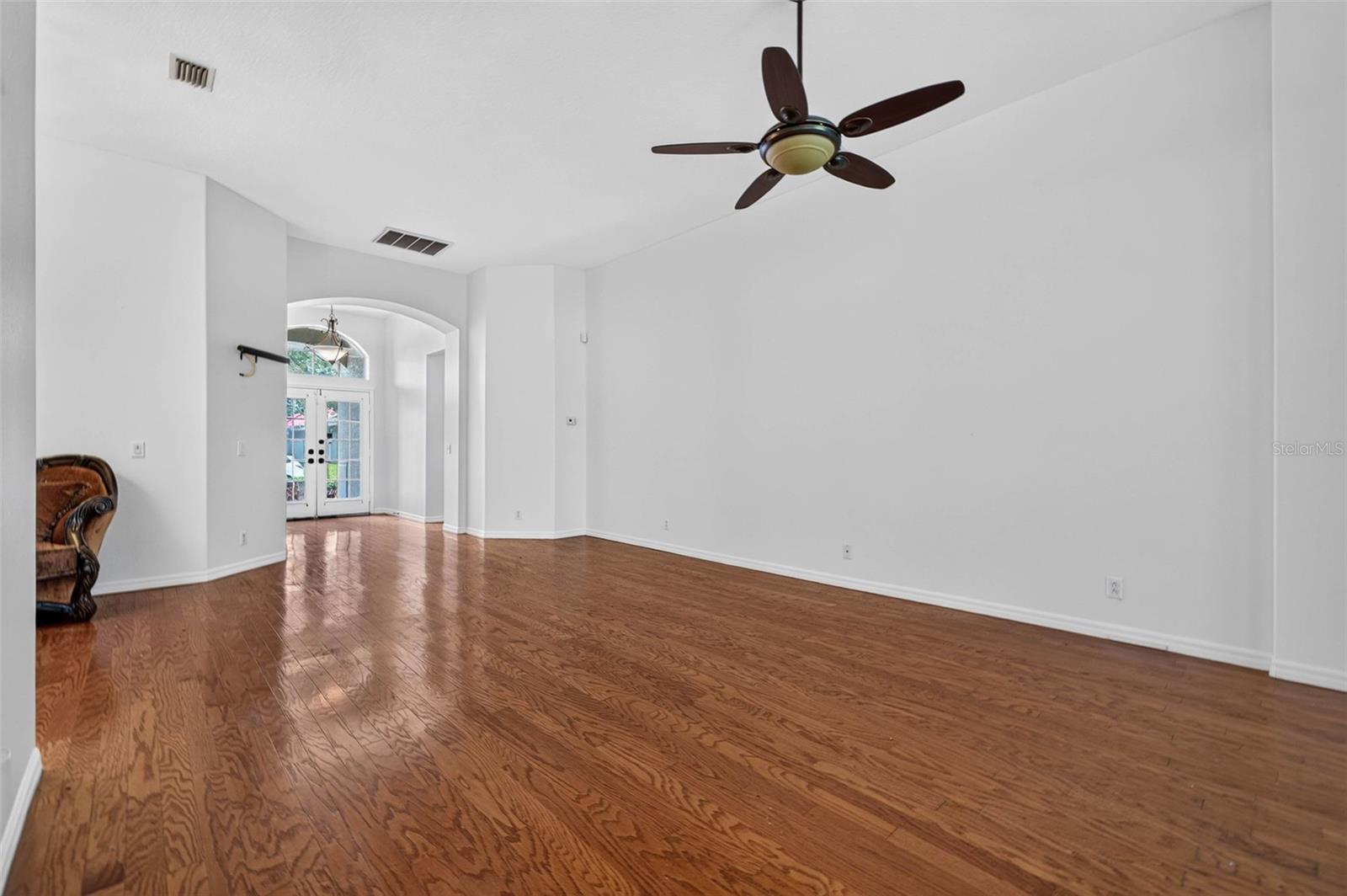 7075 BAYOU WEST PL N