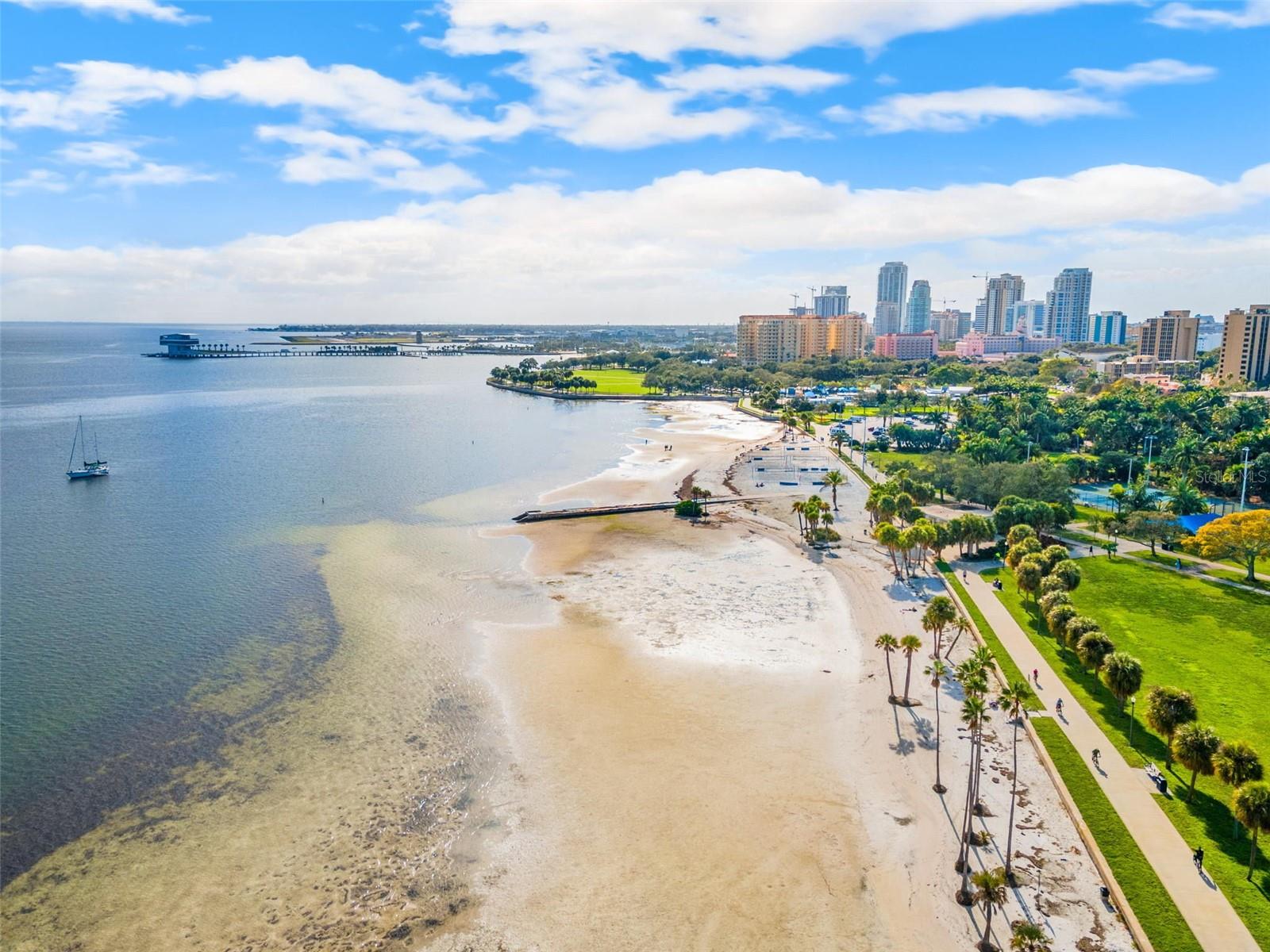 1200 N SHORE DR NE #301