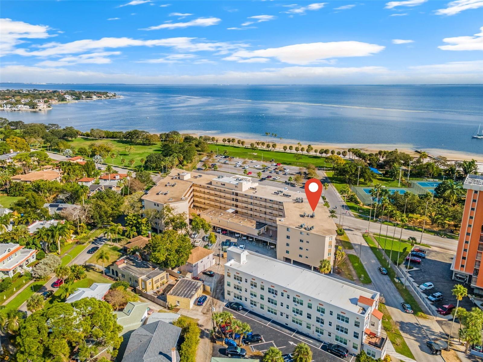 1200 N SHORE DR NE #301