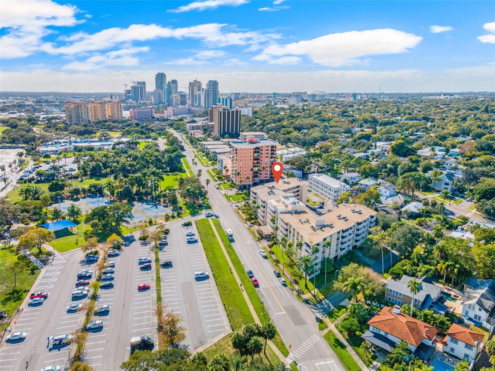 1200 N SHORE DR NE #301