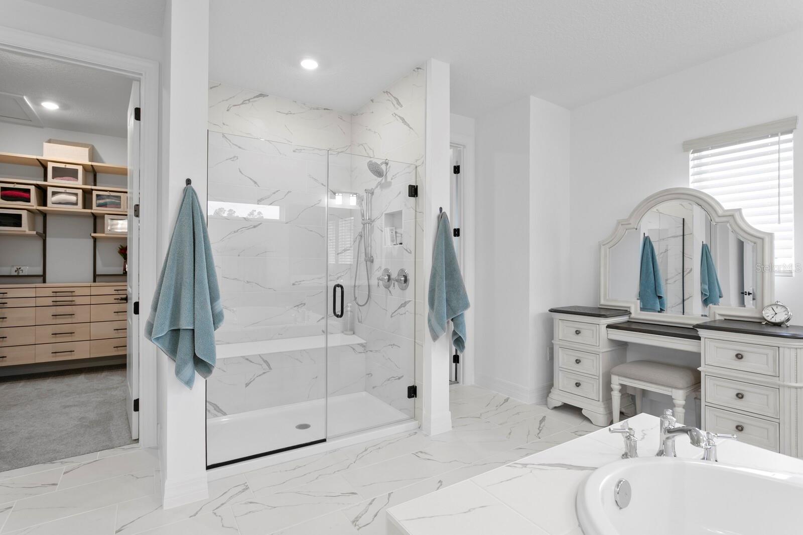 3559 MAPLE BAY LN