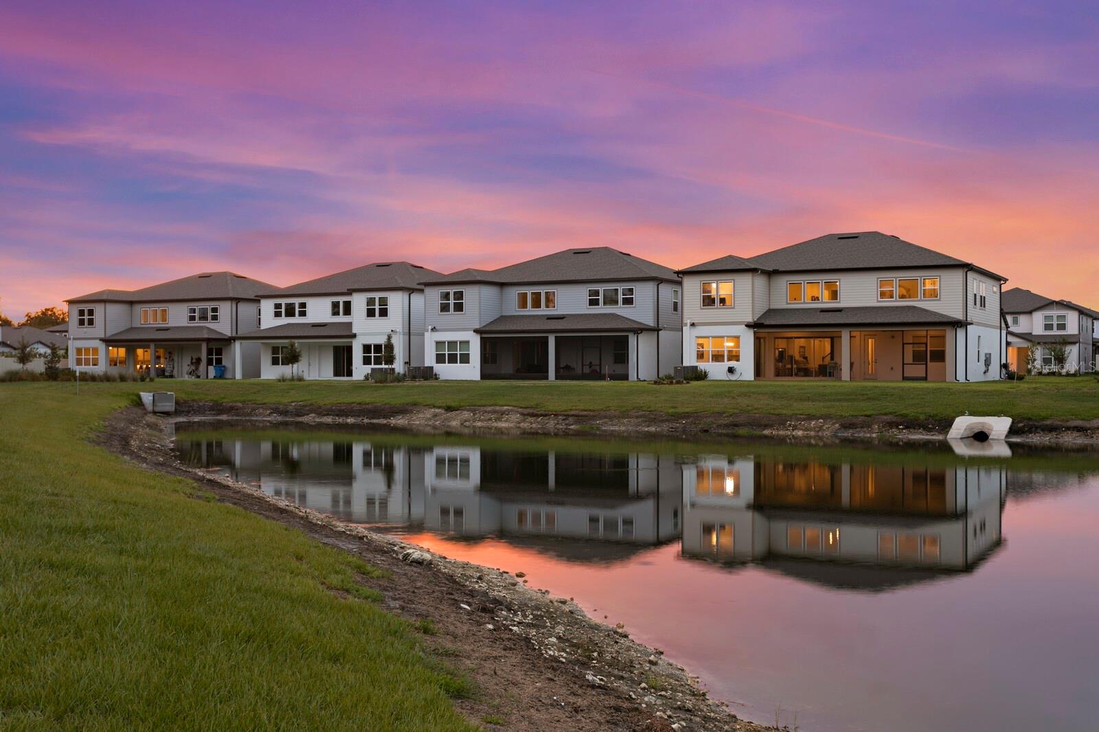 3559 MAPLE BAY LN