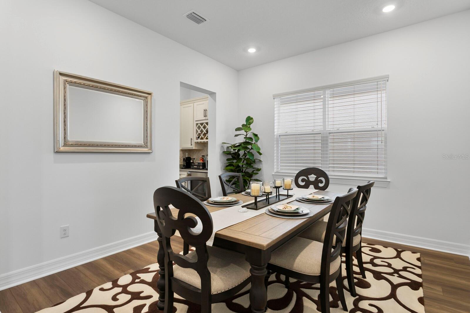 3559 MAPLE BAY LN
