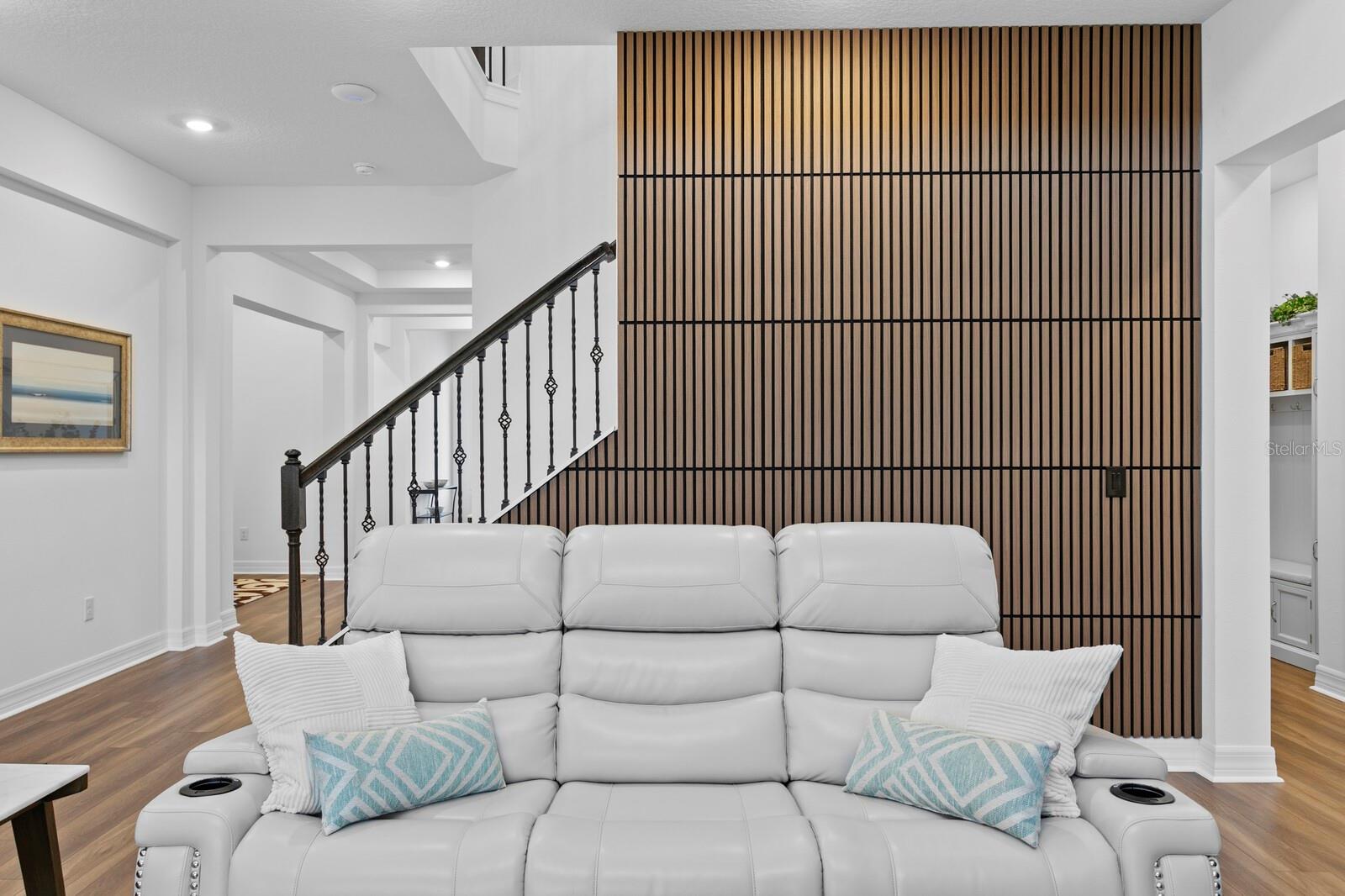 3559 MAPLE BAY LN