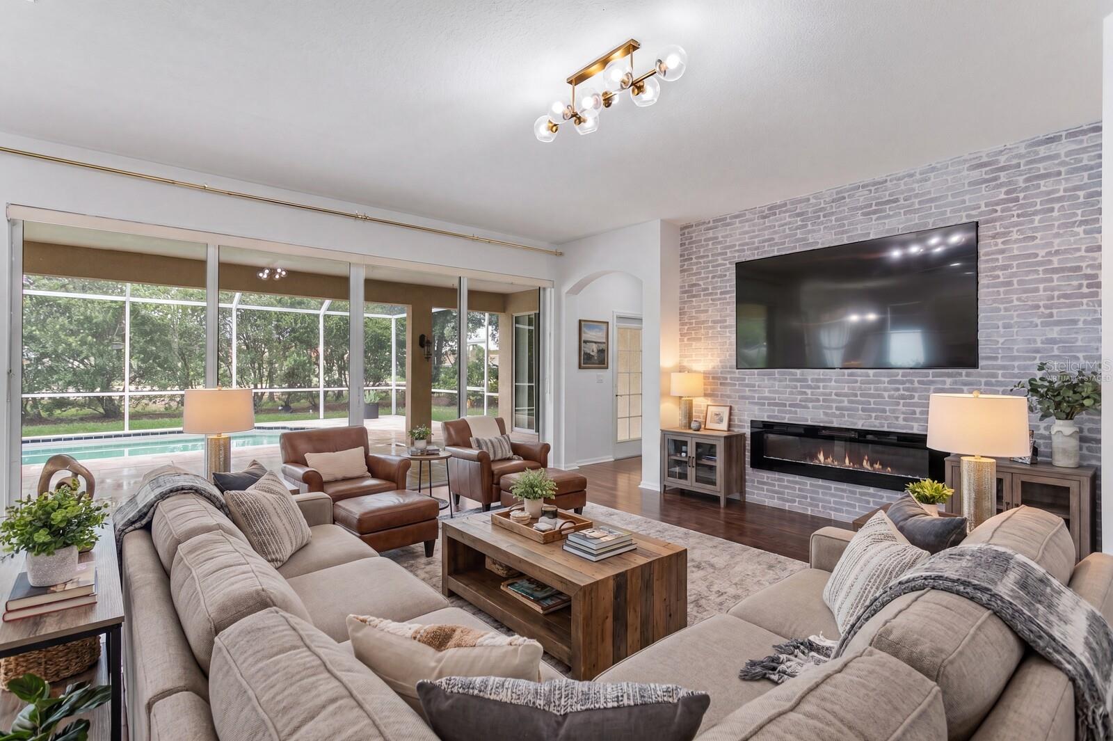 10411 CANARY ISLE DR