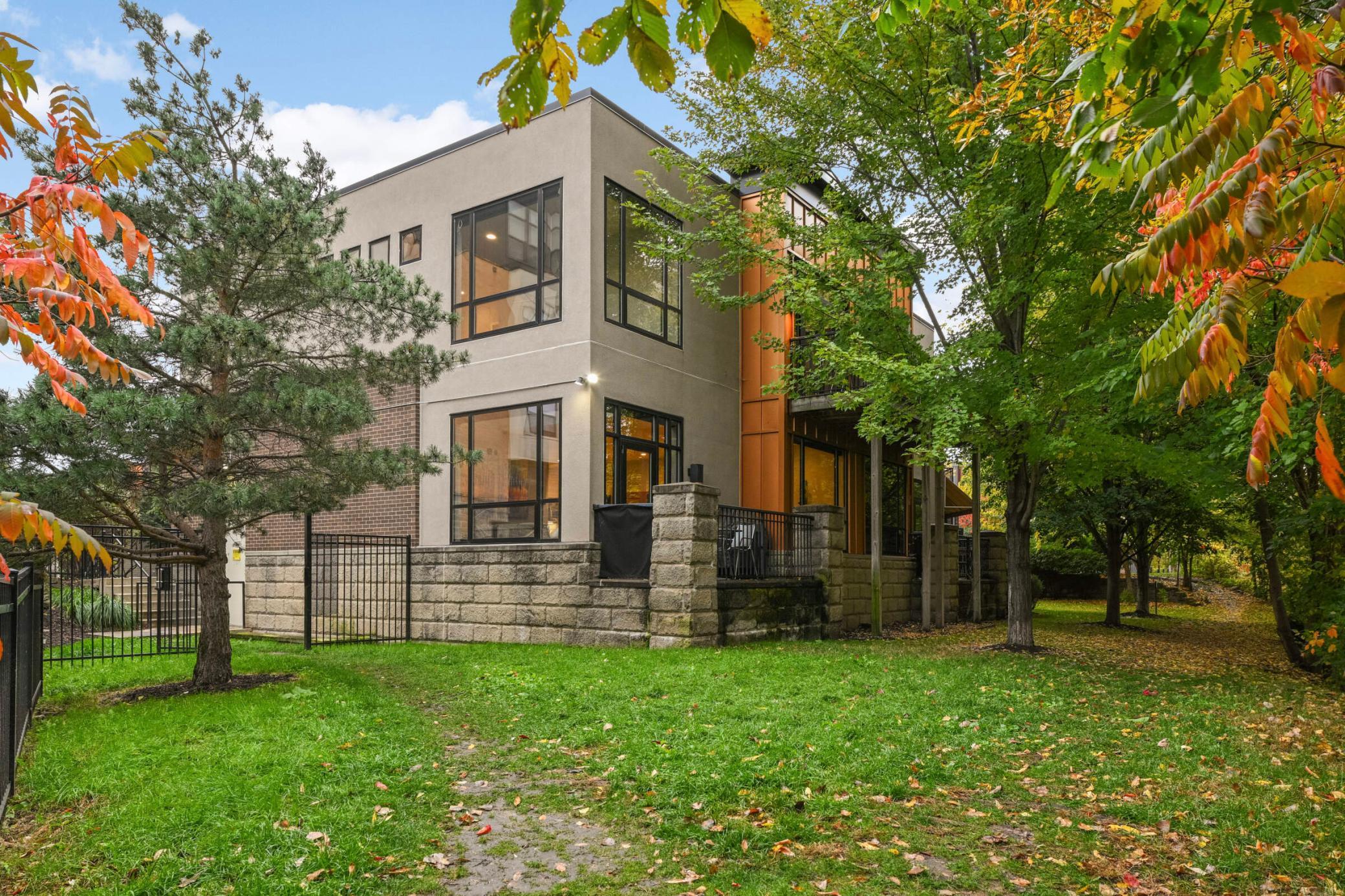 3106 W Lake Street Unit: 133